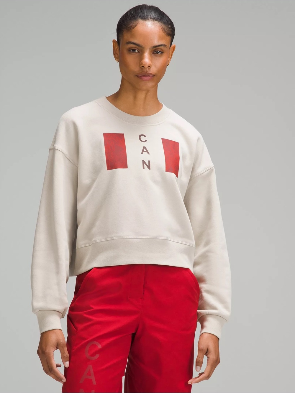 Lululemon Team Canada Perfectly Oversized Cropped Crew in Mojave Tan Size 4